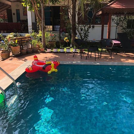 Naraya Homestay 讪巴东 外观 照片